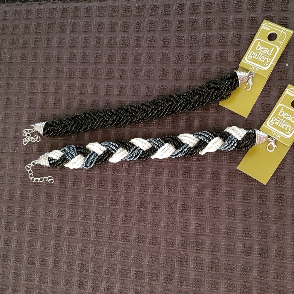 Bracelets  glass beads lot of 2 new